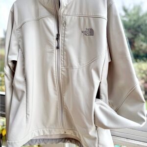 North Face Jacket Cream Womens XL Like New. Soft interior, waterproof. $45